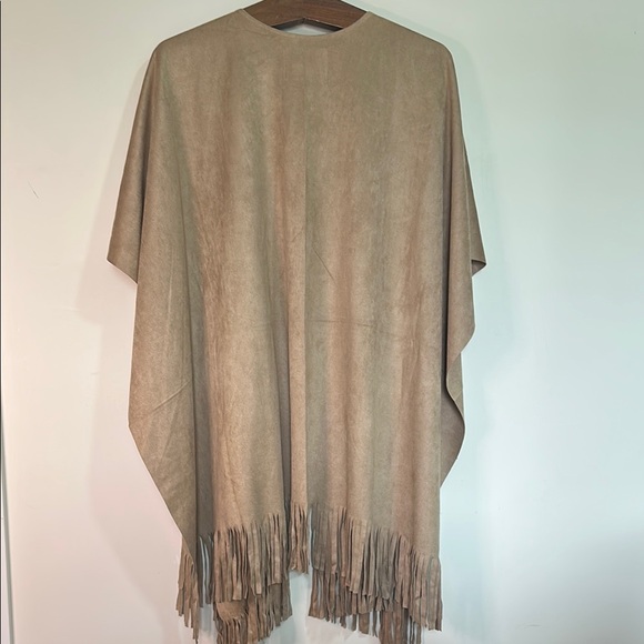Anthropologie Andersen & Lauth Faux Suede Fringe Poncho Shawl One Size - Picture 5 of 5